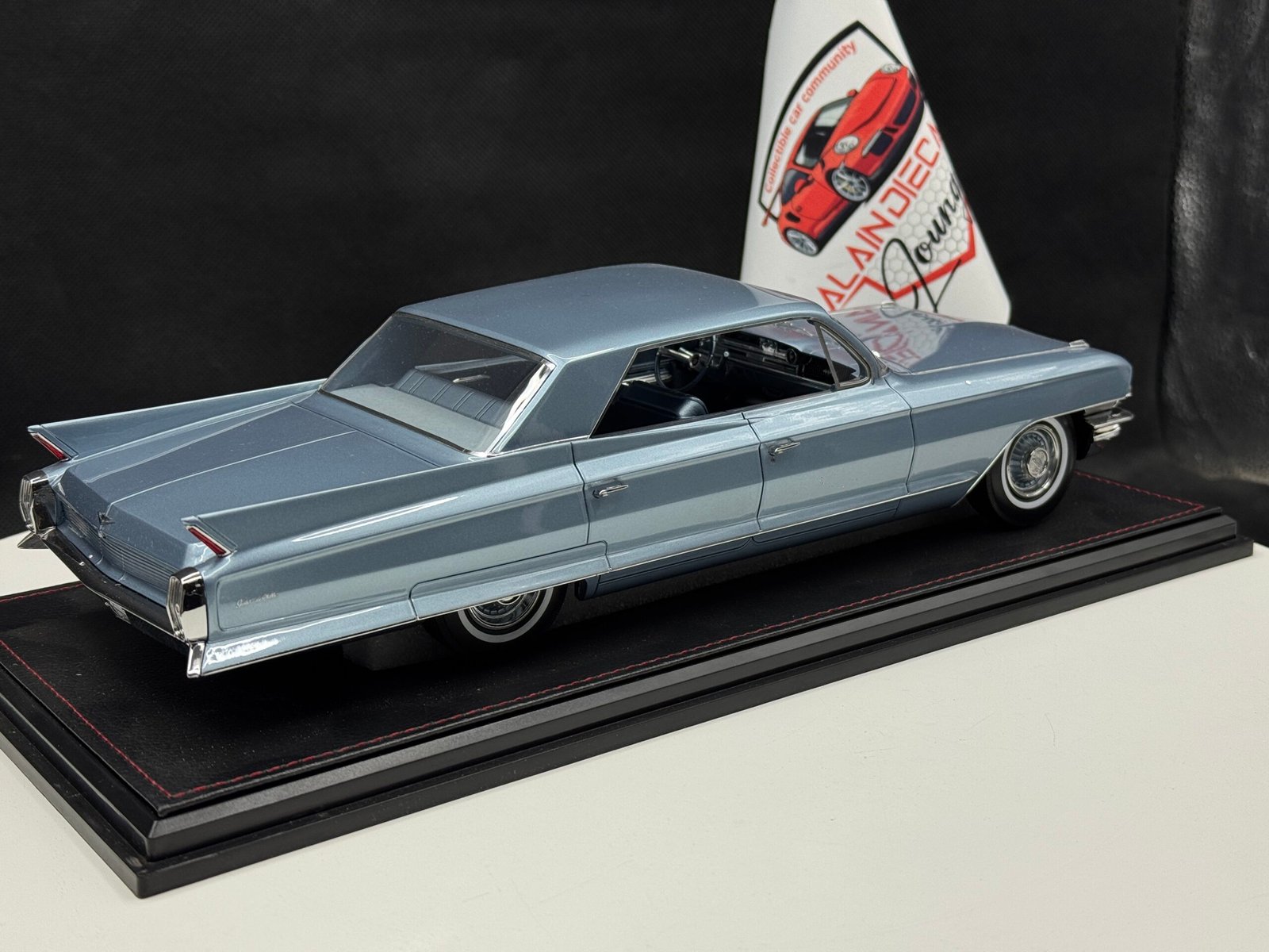 IMG_7681 CADILLAC COUPE DEVILLE 1959 - GEORGIAN BLUE MET - Image 2