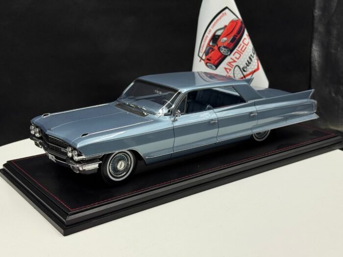 CADILLAC COUPE DEVILLE 1959 - GEORGIAN BLUE MET - Image 1